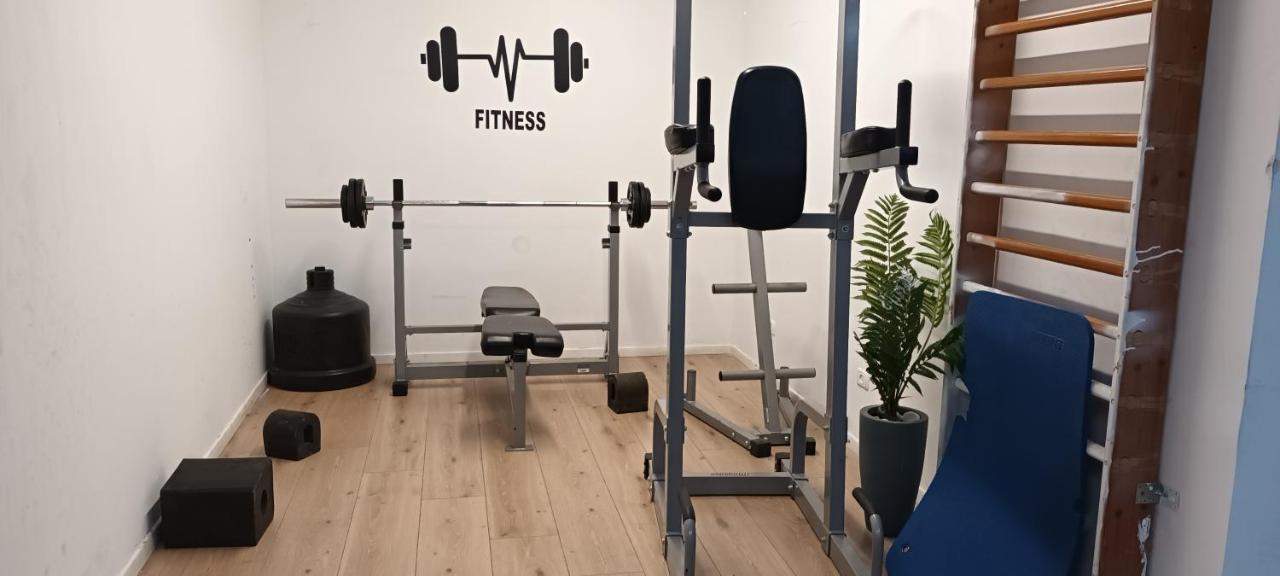 Beach Suite Israel- Private Jacuzzi Garden Suite & Gym, 3 Min Walk To Beach ביץ סוייט ישראל- ג'קוזי פרטי בגינה 3 דקות הליכה לים וחדר כושר Ashkelon Exteriör bild