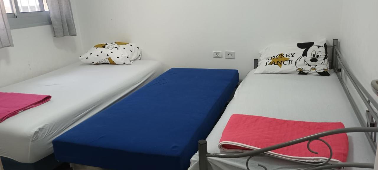 Beach Suite Israel- Private Jacuzzi Garden Suite & Gym, 3 Min Walk To Beach ביץ סוייט ישראל- ג'קוזי פרטי בגינה 3 דקות הליכה לים וחדר כושר Ashkelon Exteriör bild